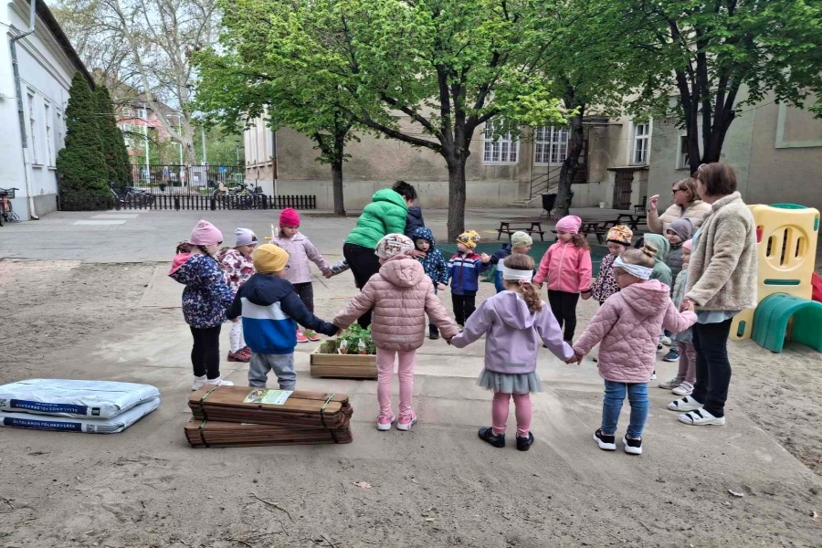 Föld Napja borítókép