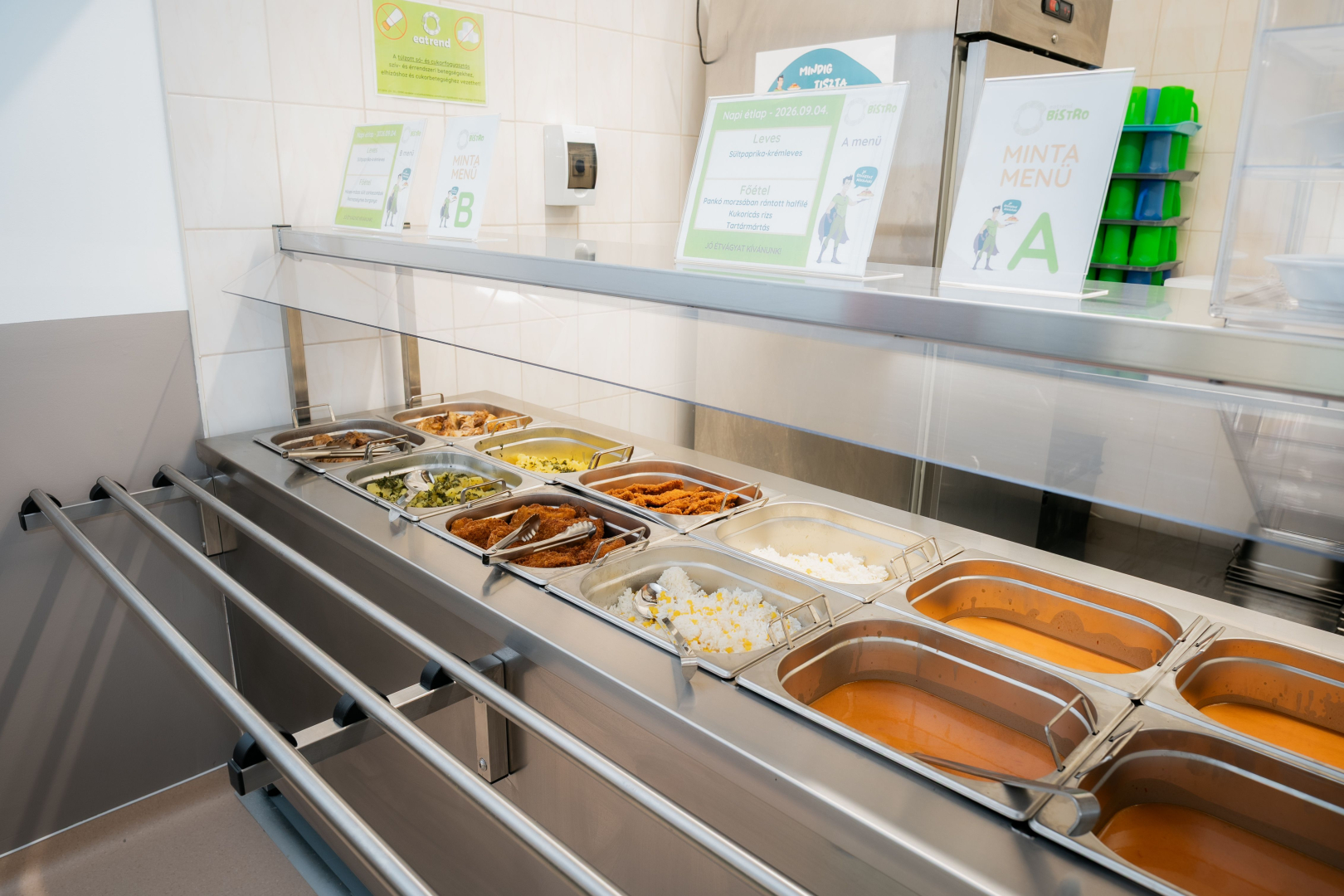 bistro-001-tomoritett.jpg