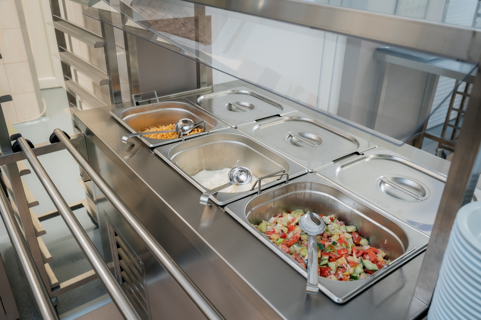 bistro-002-tomoritett.jpg