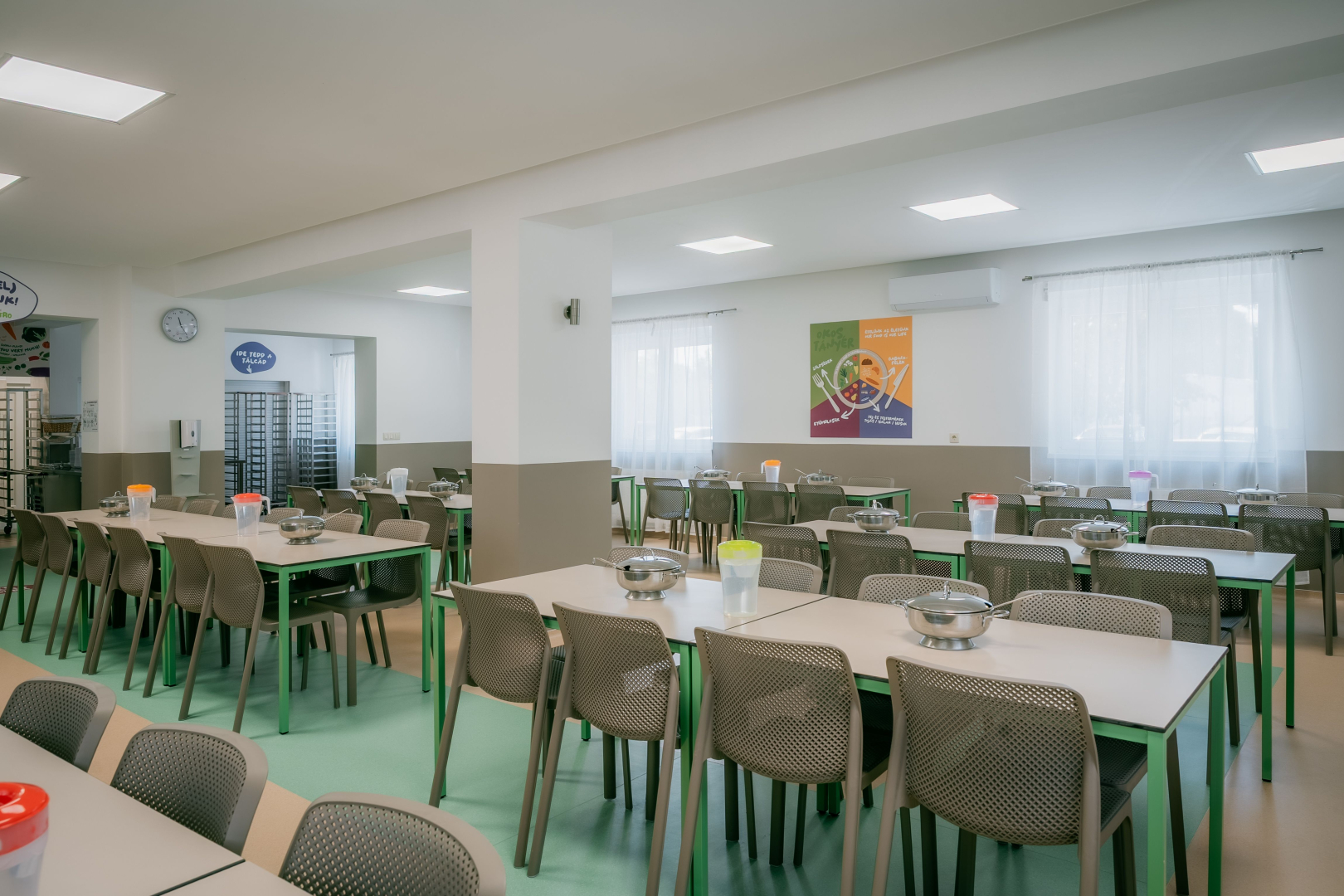 bistro-004-tomoritett.jpg
