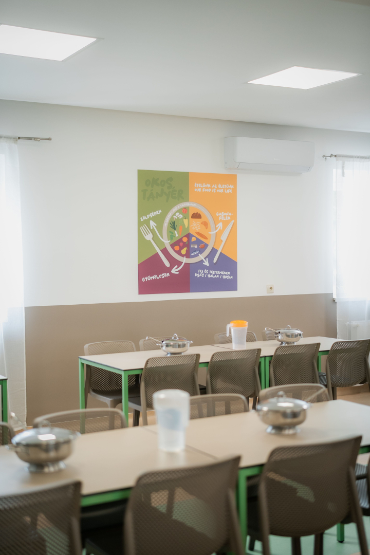 bistro-012-tomoritett.jpg