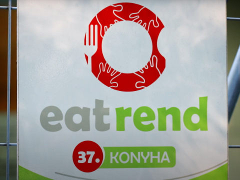 Első saját konyha építése – Jászberény